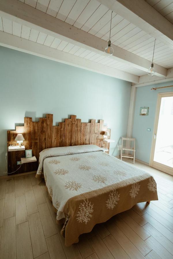 B&B Il Mare In Una Stanza Ortona Εξωτερικό φωτογραφία