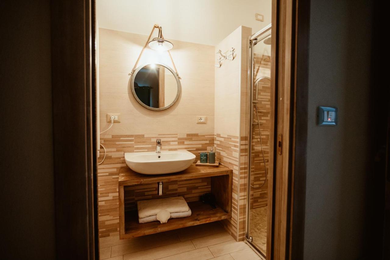 B&B Il Mare In Una Stanza Ortona Εξωτερικό φωτογραφία